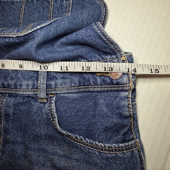 Levi’s Denim Girls shortalls Sz L 12/14 - Picture 7 of 9